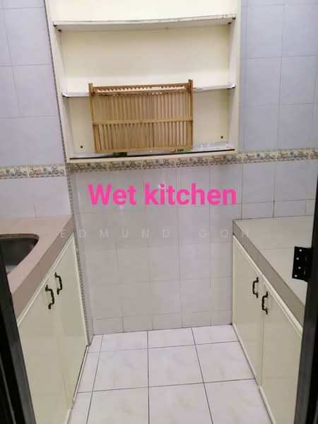 Apartment for Rent at Pangsapuri Vista Serdang - Edmund Goh - Kitchen - PropertyGuru.com.my