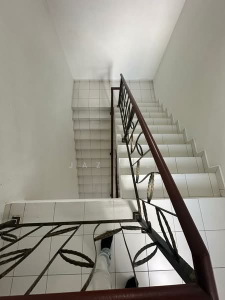 For Sale - Taman Larkin