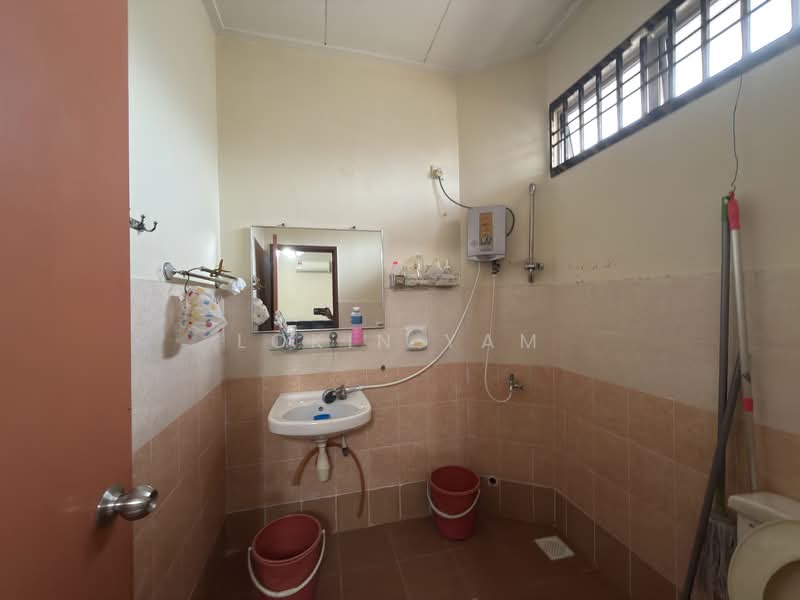 2-storey Terraced House for Sale in Skudai (Johor) - Lokin Yam - Bathroom - PropertyGuru.com.my
