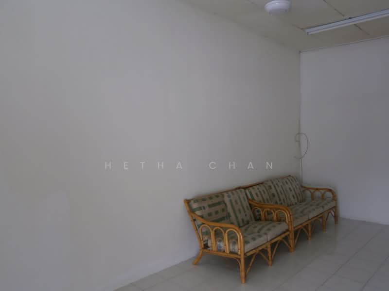 Terraced House for Sale in Batu 9 (Cheras) - Hetha Chan - Living Room - PropertyGuru.com.my