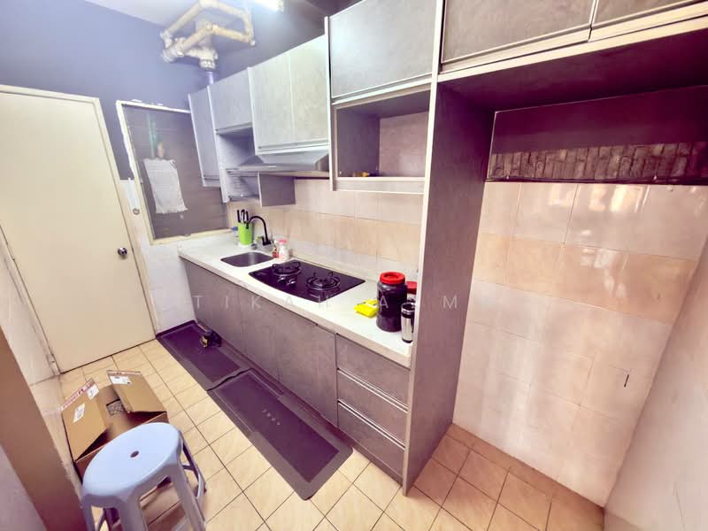 Condominium for Sale at Desaminium Flora - Atikah Azman - Kitchen - PropertyGuru.com.my