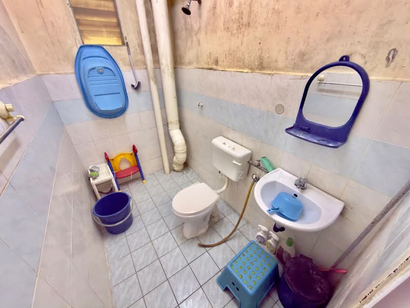 Condominium for Sale at Desaminium Flora - Atikah Azman - Bathroom - PropertyGuru.com.my