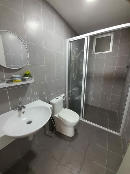 Savanna Executive Suite @ Southville City untuk Untuk Dijual - RM 355,000, Apr 2026 - Bathroom - PropertyGuru.com.my