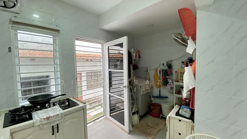 Terraced House for Sale in Kajang (Selangor) - Aqillah Razali - Kitchen - PropertyGuru.com.my
