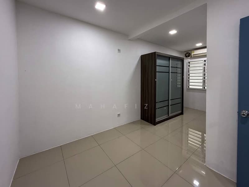 2-storey Terraced House for Sale in Bandar Saujana Putra (Tanjong Duabelas) - Mahafiz . - PropertyGuru.com.my