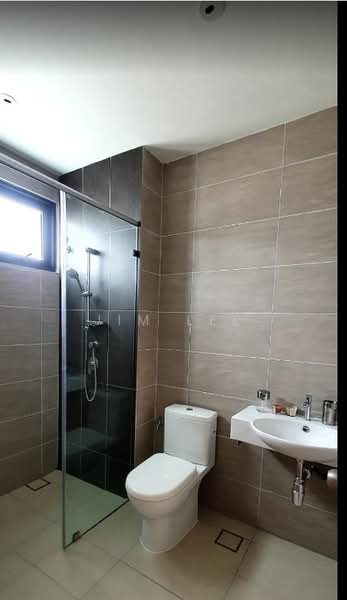 Semi-Detached House for Sale in Banting (Selangor) - Jim Lee - Bathroom - PropertyGuru.com.my