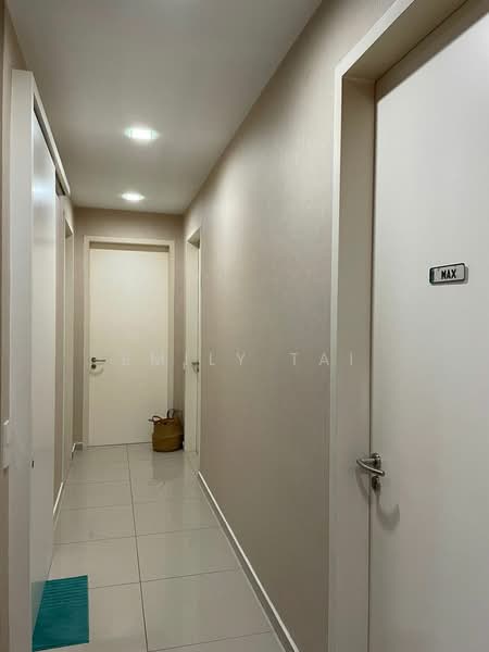Condominium for Sale at The Rainz - Emily Tai - Corridor - PropertyGuru.com.my