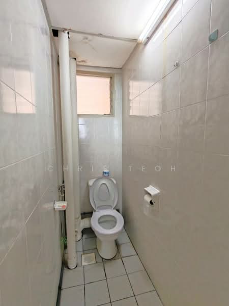 Taman Kheng Tian untuk Untuk Dijual - RM 385,000, Mac 2026 - Bathroom - PropertyGuru.com.my