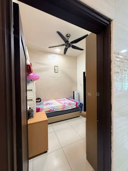 2-storey Terraced House for Sale in Taman Dato' Chellam (Ulu Tiram) - Ester Wong - Bedroom - PropertyGuru.com.my
