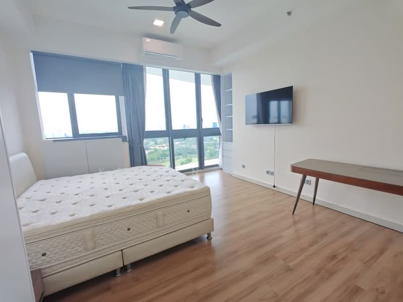 Service Residence for Sale at Senada Residence @ KLGCC Resort - Kraven Poon - Bedroom - PropertyGuru.com.my
