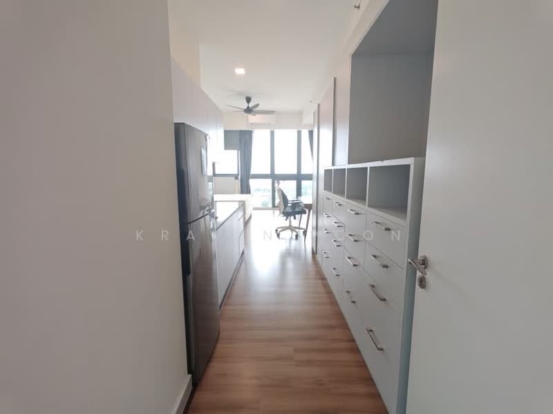 Service Residence for Sale at Senada Residence @ KLGCC Resort - Kraven Poon - Kitchen - PropertyGuru.com.my