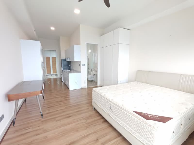 Service Residence for Sale at Senada Residence @ KLGCC Resort - Kraven Poon - Kitchen - PropertyGuru.com.my