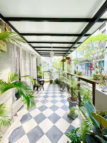 3.5-storey Terraced House for Sale in Bandar Rinching (Semenyih) - Zarema Kulbuzheva - Balcony - PropertyGuru.com.my