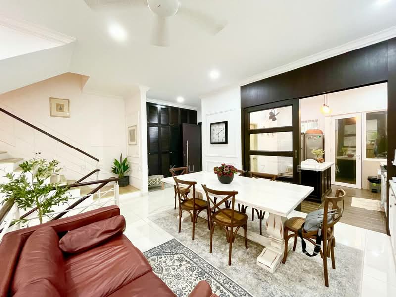 3.5-storey Terraced House for Sale in Bandar Rinching (Semenyih) - Zarema Kulbuzheva - Living Room - PropertyGuru.com.my