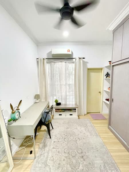 3.5-storey Terraced House for Sale in Bandar Rinching (Semenyih) - Zarema Kulbuzheva - Study - PropertyGuru.com.my