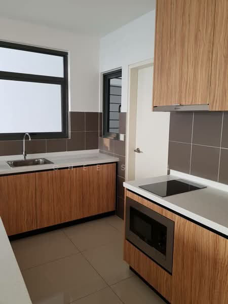 Lakeville Residence untuk Untuk Disewa - RM 2,500 /bulan, Feb 2026 - Kitchen - PropertyGuru.com.my