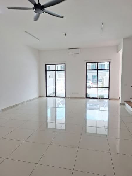 2-storey Terraced House for Sale in Semenyih (Selangor) - Jasper Tan - Living Room - PropertyGuru.com.my