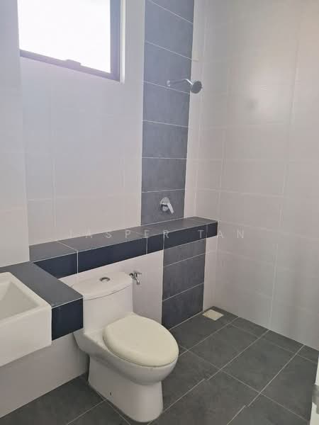2-storey Terraced House for Sale in Semenyih (Selangor) - Jasper Tan - Bathroom - PropertyGuru.com.my
