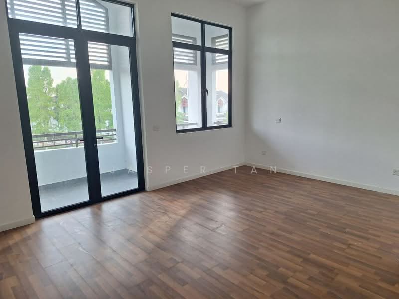 2-storey Terraced House for Sale in Semenyih (Selangor) - Jasper Tan - Balcony - PropertyGuru.com.my