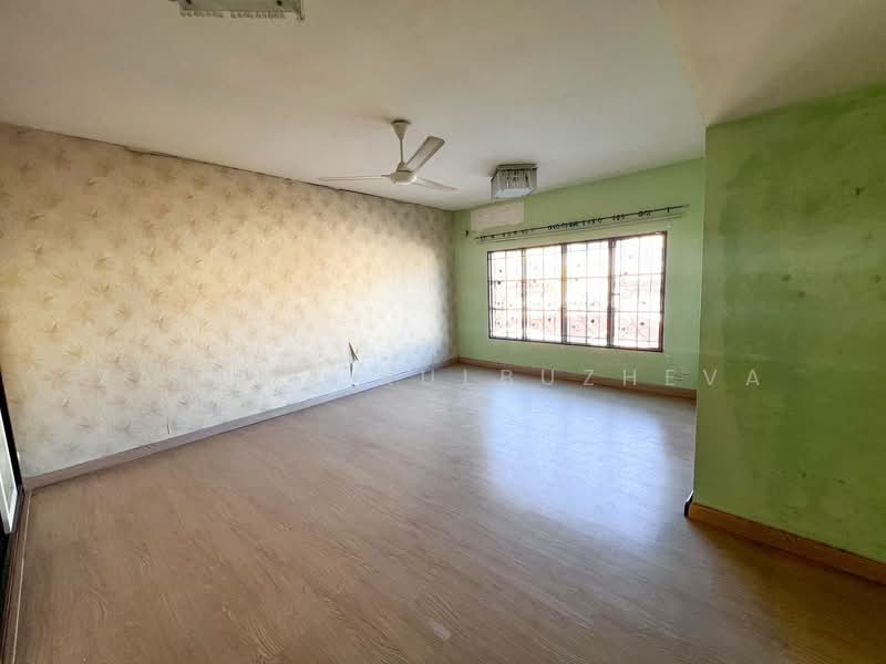 3-storey Terraced House for Sale in Taman Cheras Utama (Cheras) - Zarema Kulbuzheva - Interior - PropertyGuru.com.my