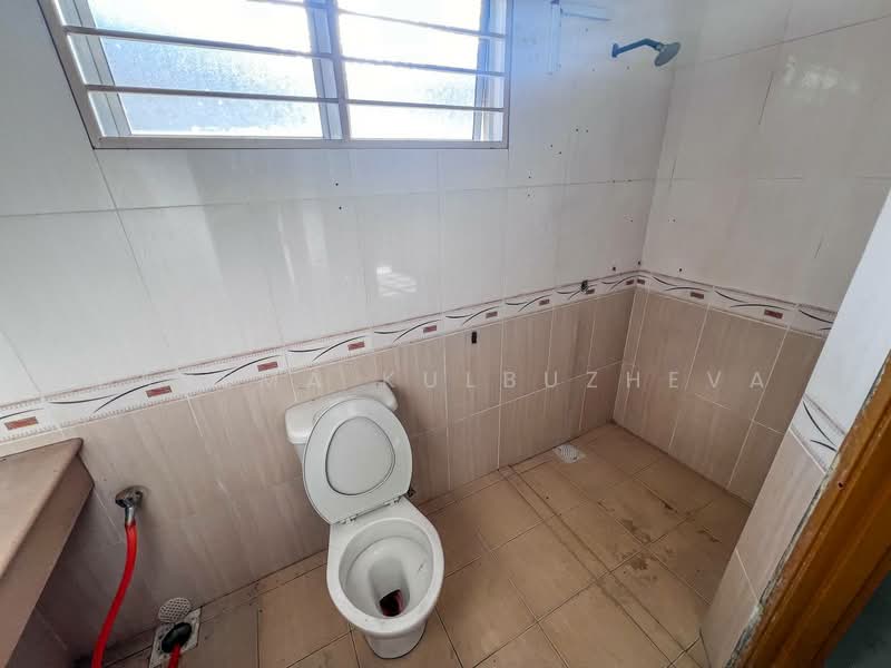 3-storey Terraced House for Sale in Taman Cheras Utama (Cheras) - Zarema Kulbuzheva - Bathroom - PropertyGuru.com.my