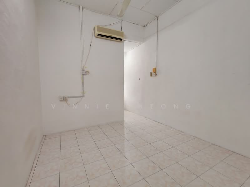 2-storey Terraced House for Rent in Tanjung Tokong (Penang) - Vinnie Cheong - Interior - PropertyGuru.com.my