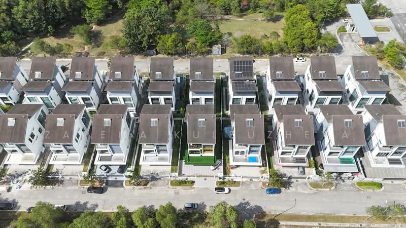 Bungalow for Sale in Kuala Selangor (Selangor) - Zarema Kulbuzheva - Exterior - PropertyGuru.com.my