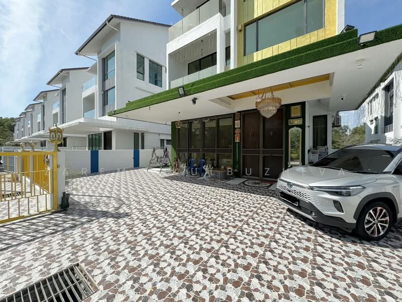 Bungalow for Sale in Kuala Selangor (Selangor) - Zarema Kulbuzheva - Exterior - PropertyGuru.com.my