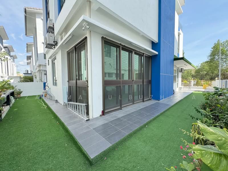 Bungalow for Sale in Kuala Selangor (Selangor) - Zarema Kulbuzheva - Exterior - PropertyGuru.com.my