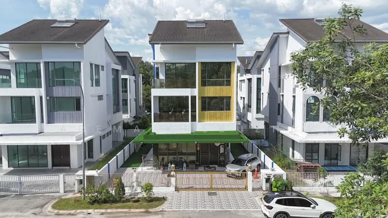 Bungalow for Sale in Kuala Selangor (Selangor) - Zarema Kulbuzheva - Exterior - PropertyGuru.com.my