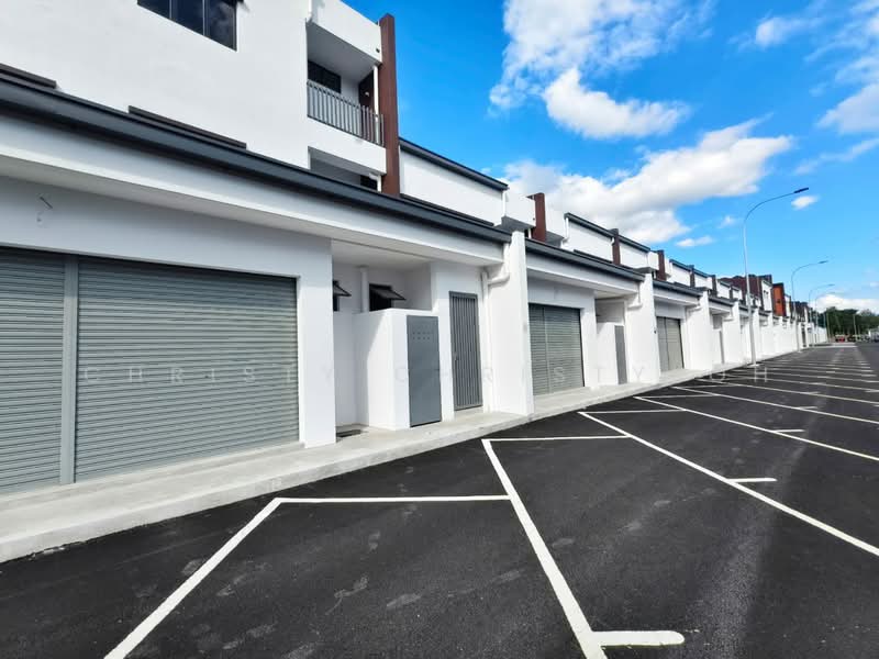 Shop for Rent in Eco Majestic (Semenyih) - christy christyloh - Exterior - PropertyGuru.com.my