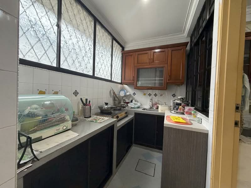 2-storey Terraced House for Sale in Taman Perling (Perling) - Eva Siow - Kitchen - PropertyGuru.com.my