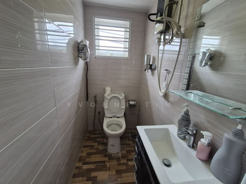 Taman Skudai Baru untuk Untuk Dijual - RM 420,000, Feb 2026 - Bathroom - PropertyGuru.com.my