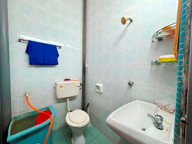 1-storey Terraced House for Sale in Taman Sri Indah (Klang) - Penny Chia - Bathroom - PropertyGuru.com.my