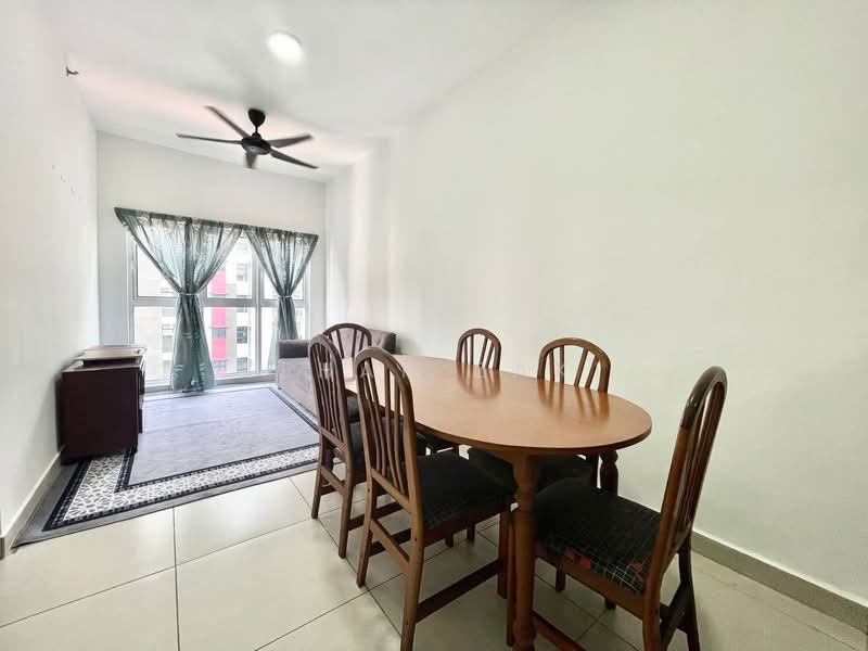 Residensi Rimbun @ Canopy Hills untuk Untuk Disewa - RM 1,200 /bulan, Feb 2026 - Living Room - PropertyGuru.com.my