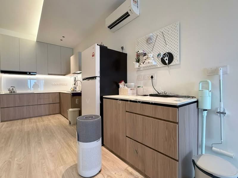 Service Residence for Sale at Meridin Suites @ The Meridin - Eva Siow - Kitchen - PropertyGuru.com.my