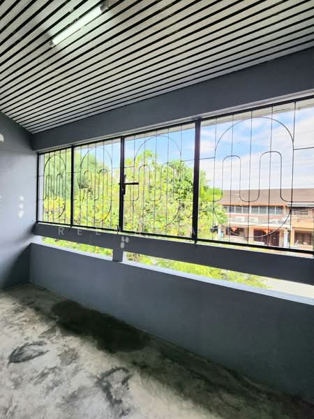 2-storey Terraced House for Sale in Petaling Jaya (Selangor) - Reena Sarif - Balcony - PropertyGuru.com.my