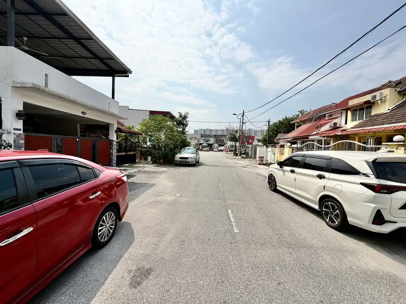 2-storey Terraced House for Sale in Taman Medan (Petaling Jaya) - Ilman Nahri - Exterior - PropertyGuru.com.my