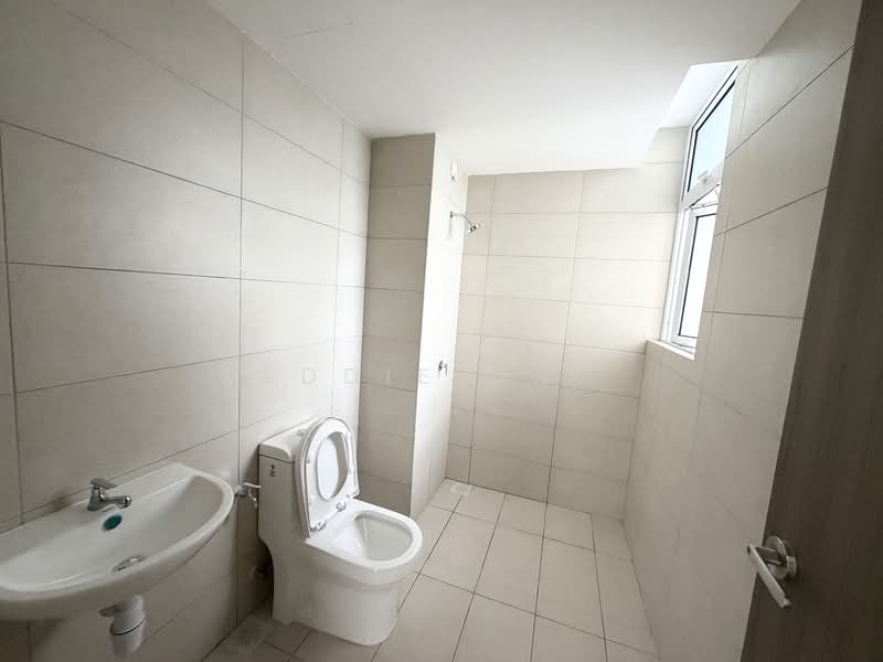 Vista Tiara (MBW Bay) untuk Untuk Dijual - RM 750,000, Feb 2026 - Bathroom - PropertyGuru.com.my