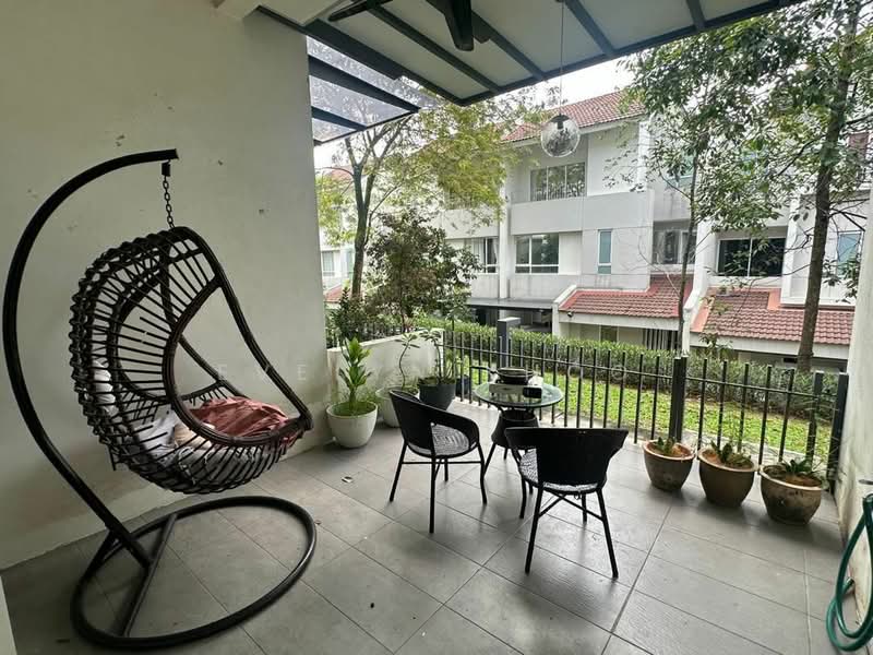 3-storey Terraced House for Rent in Tamansari (Rawang) - Evelyn Khoo - Balcony - PropertyGuru.com.my