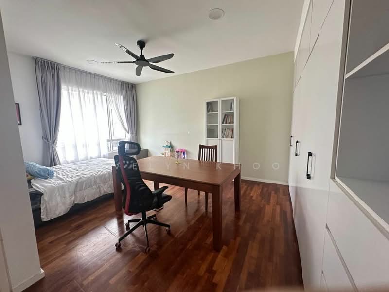 3-storey Terraced House for Rent in Tamansari (Rawang) - Evelyn Khoo - Bedroom - PropertyGuru.com.my