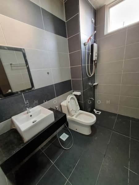M Condominium @ Larkin untuk Untuk Dijual - RM 460,000, Feb 2026 - Bathroom - PropertyGuru.com.my