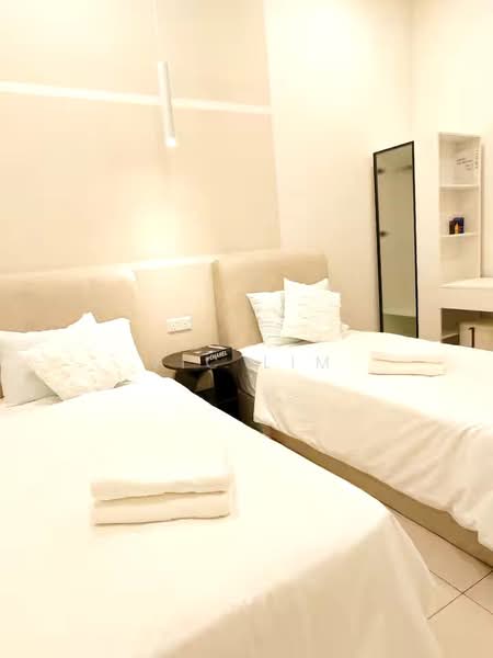 Cluster House for Sale in Taman Mount Austin (Tebrau) - Vic Lim - Bedroom - PropertyGuru.com.my