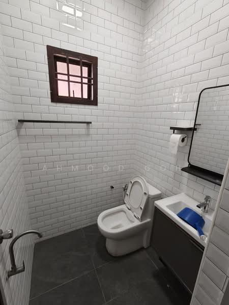 2-storey Terraced House for Sale in Bukit Indah (Iskandar Puteri (Nusajaya)) - AhMood Goh - Bathroom - PropertyGuru.com.my
