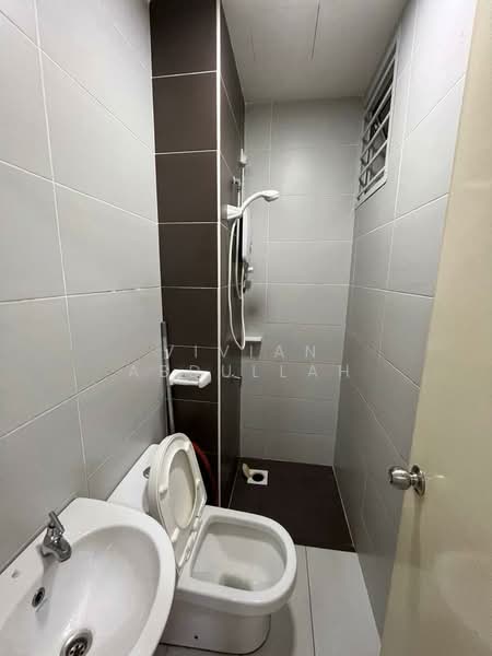 Apartment for Sale at Nusa Heights (Nusa Puncak) - Vivian Abdullah - Bathroom - PropertyGuru.com.my