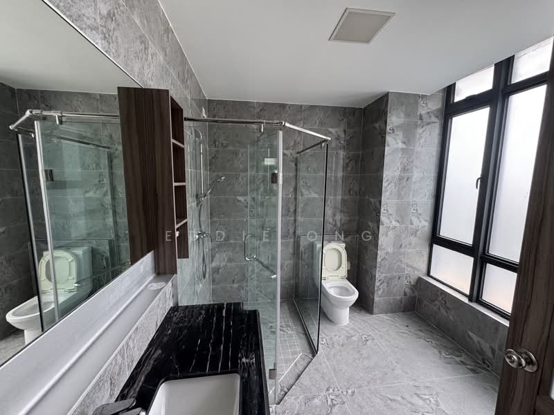 Rumah Berkembar untuk Dijual di Forest City (Gelang Patah) - Eddie Ong - Bathroom - PropertyGuru.com.my