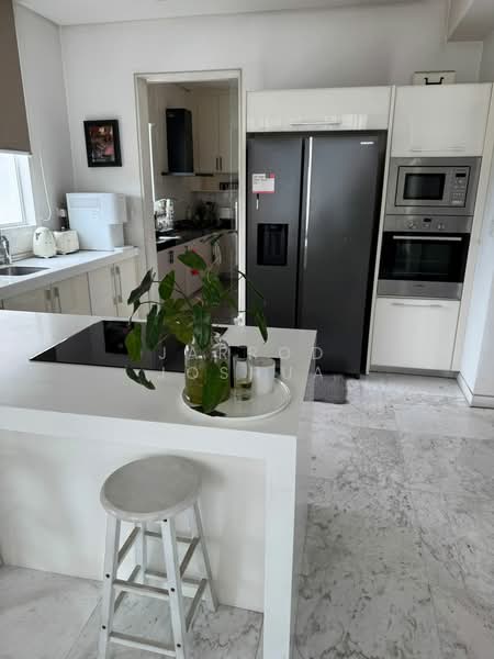 Condominium for Rent at Kiara 9 Residency - Jarrod Joshua - Kitchen - PropertyGuru.com.my