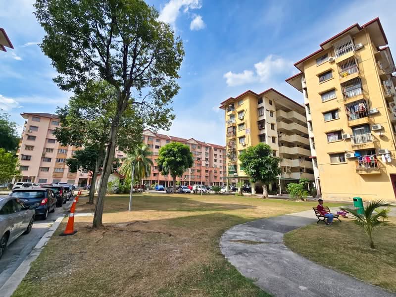 Pangsapuri Carlina untuk Untuk Dijual - RM 320,000, Feb 2026 - Exterior - PropertyGuru.com.my
