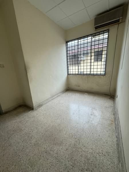 1-storey Terraced House for Sale in Permas Jaya (Johor Bahru) - YC Fung - Interior - PropertyGuru.com.my