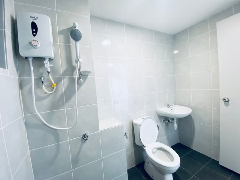 Service Residence for Sale at Huni @ Eco Ardence - Jansen Khoo - Bathroom - PropertyGuru.com.my